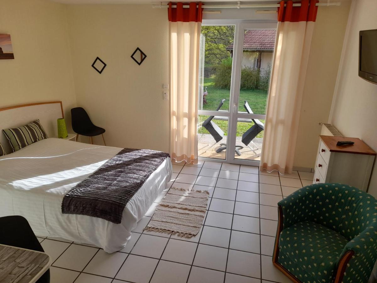 Hotel De L'Ile D'Amour Langeac Zewnętrze zdjęcie